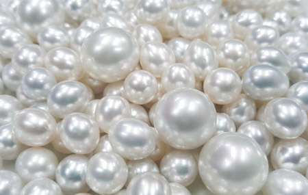 Pearl or Moonstone